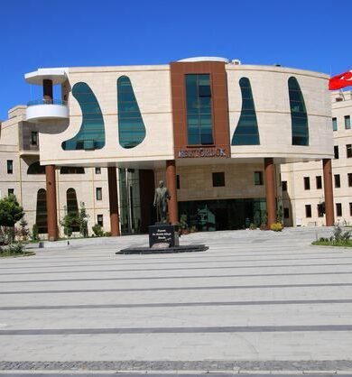 Hacı Bektaş Üniversitesi Rektörlük Hizmet Binaları